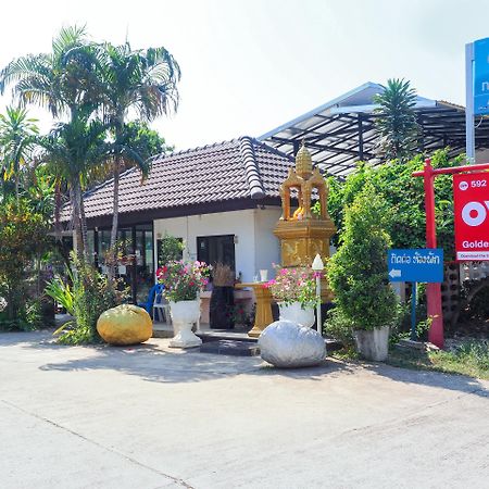Oyo 592 Goldenville Villa Chiang Rai Exterior foto